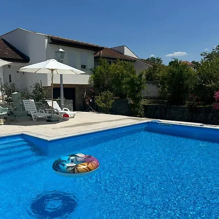 Villa Mima Villa *